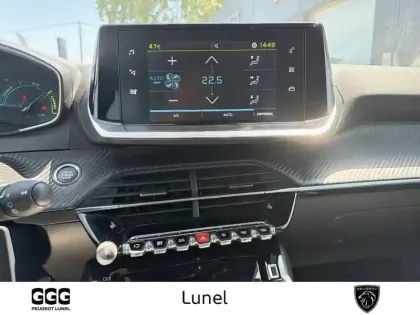 Photo 14 Peugeot 2008  Electrique 136 ch