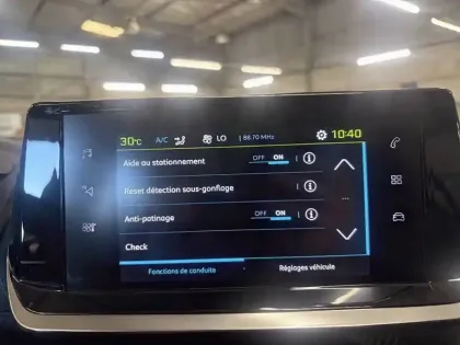 Photo 24 Peugeot 208  Electrique 50 kWh 136ch