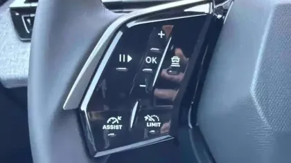 Photo 19 Peugeot 5008  Hybrid 145 ch e-DCS6