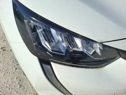 Photo 15 Peugeot 208  PureTech 100 S&S BVM6