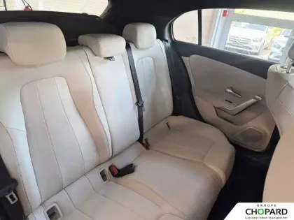 Photo 19 Mercedes Classe A  180 7G-DCT