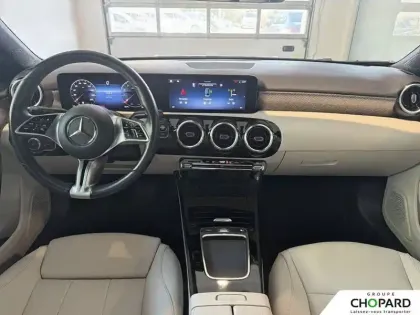 Photo 11 Mercedes Classe A  180 7G-DCT
