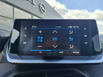 Photo 22 Peugeot 2008  PureTech 100 S&S BVM6