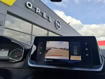 Photo 21 Peugeot 2008  PureTech 100 S&S BVM6