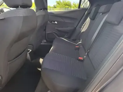 Photo 17 Peugeot 2008  PureTech 100 S&S BVM6