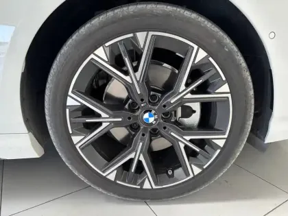 Photo 15 BMW Serie 1 120 170 ch DKG7