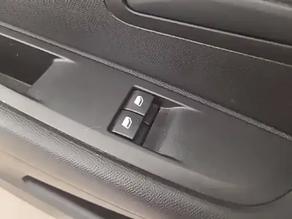 Photo 47 Peugeot 208  PureTech 75 S&S BVM5