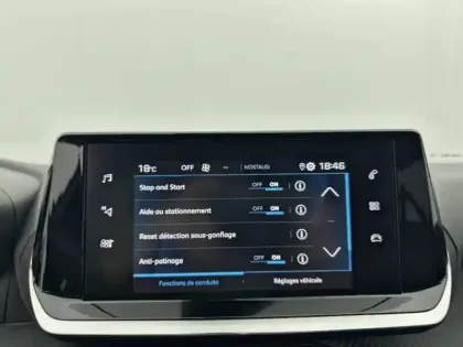 Photo 20 Peugeot 2008  BlueHDi 110 S&S BVM6