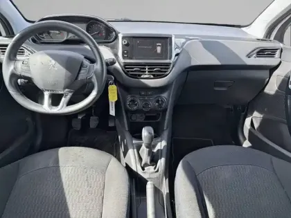 Photo 7 Peugeot 208  PureTech 82ch S&S BVM5