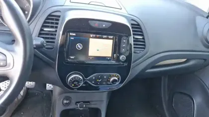 Photo 18 Renault Captur  TCe 90 Energy