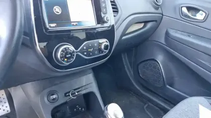 Photo 17 Renault Captur  TCe 90 Energy