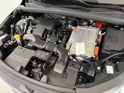 Photo 27 Renault Symbioz  E-Tech full hybrid 145