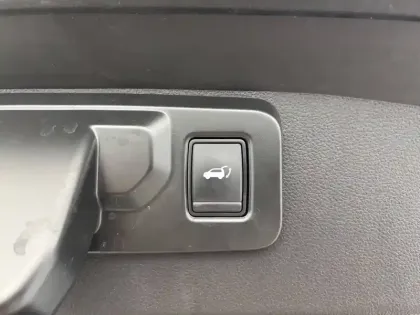 Photo 31 Renault Symbioz  E-Tech full hybrid 145