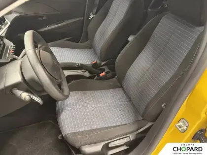 Photo 11 Peugeot 208  PureTech 75 S&S BVM5
