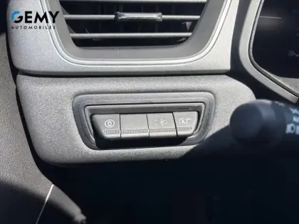 Photo 15 Renault Captur  mild hybrid 160 EDC