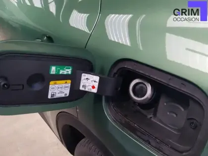 Photo 19 Ford Kuga  2.5 Duratec 180 ch FlexiFuel FHEV E85 Powershift
