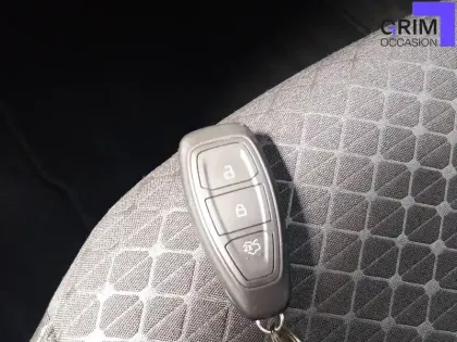 Photo 25 Ford Kuga  2.5 Duratec 180 ch FlexiFuel FHEV E85 Powershift