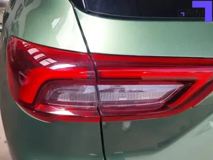 Photo 18 Ford Kuga  2.5 Duratec 180 ch FlexiFuel FHEV E85 Powershift