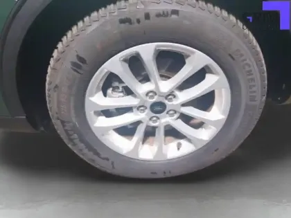 Photo 12 Ford Kuga  2.5 Duratec 180 ch FlexiFuel FHEV E85 Powershift