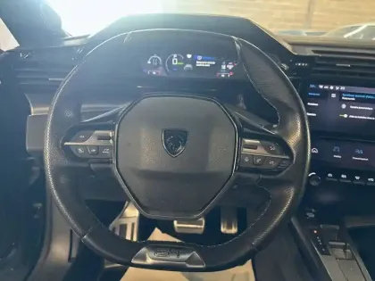 Photo 30 Peugeot 408  PHEV 225 e-EAT8