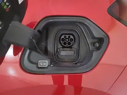 Photo 19 Opel Corsa  Electrique 136 ch & Batterie 50 kWh