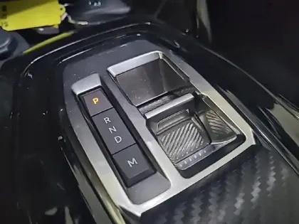 Photo 16 Peugeot 2008  PureTech 130 S&S EAT8