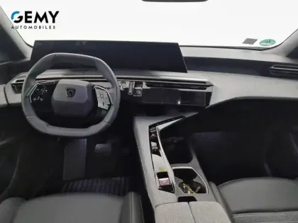Photo 7 Peugeot 5008  Hybrid 145 ch e-DCS6