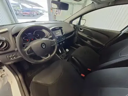 Photo 9 Renault Clio  SOCIETE REVERSIBLE DCI 75 ENERGY E6C