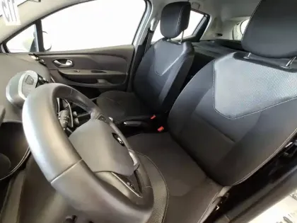 Photo 17 Renault Clio  SOCIETE REVERSIBLE DCI 75 ENERGY E6C