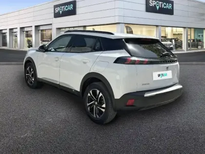 Photo 16 Peugeot 2008  PureTech 100 S&S BVM6