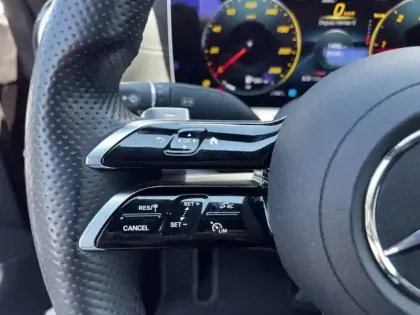Photo 12 Mercedes CLA sse E 220 d AMG Line Cabrio