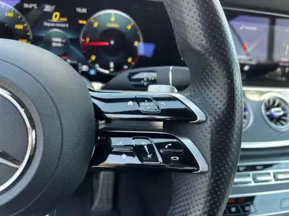 Photo 13 Mercedes CLA sse E 220 d AMG Line Cabrio