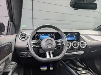 Photo 10 Mercedes GLA 250 e 