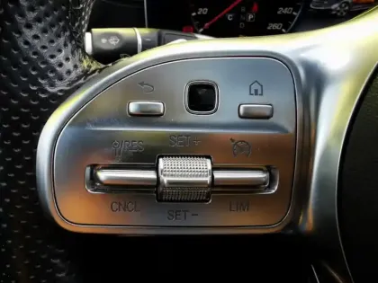 Photo 19 Mercedes Classe E 220 d AMG Line 194 ch 9G-troni