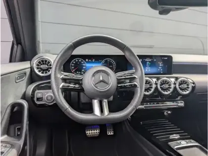Photo 10 Mercedes Classe A 250 e 