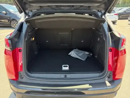 Photo 6 Peugeot 3008 Hybrid4 300 GT Pack