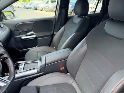 Photo 15 Mercedes GLA 200 d AMG Line