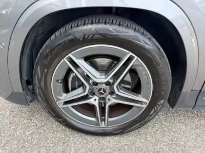 Photo 8 Mercedes GLA 200 d AMG Line