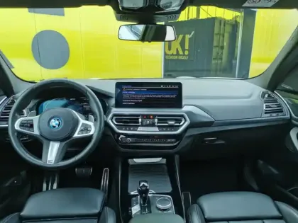 Photo 8 BMW X3 xDrive 30 e M Sport 292 ch