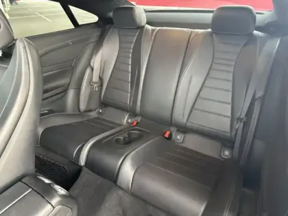 Photo 14 Mercedes CLA E 220 d Coupé Sportline