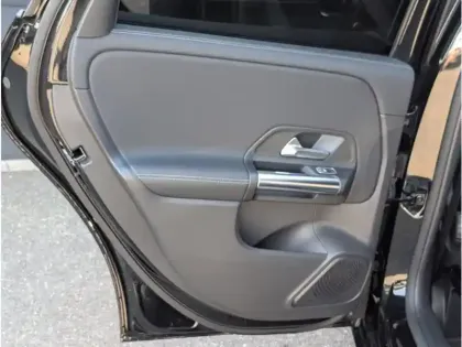 Photo 17 Mercedes Classe B 200 d 