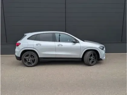 Photo 5 Mercedes GLA 250 e 