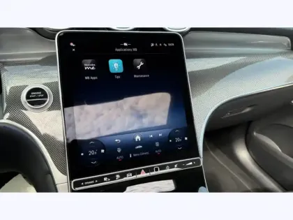 Photo 16 Mercedes GLC  300 d e Hybrid EQ 4MATIC C