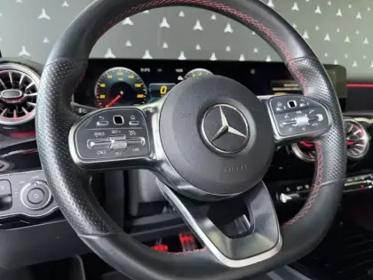 Photo 30 Mercedes Classe A 250 e AMG Line