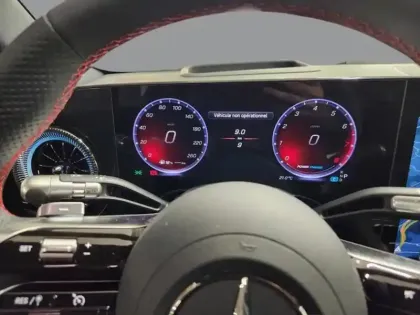 Photo 15 Mercedes CLA 200 AMG Line