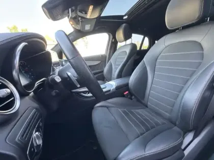 Photo 17 Mercedes GLC  300de 4MATIC Coupé AMG Lin