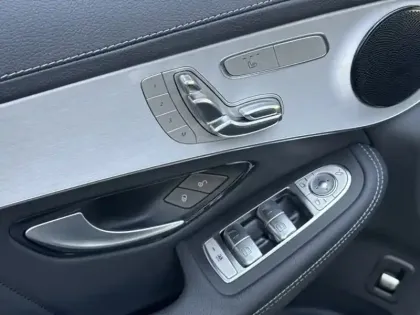 Photo 15 Mercedes GLC  300de 4MATIC Coupé AMG Lin