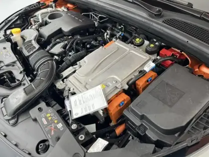 Photo 21 Renault Clio E-Tech full hybrid 145 ch GSR2 Evolution 5p