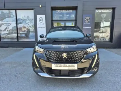 Photo 17 Peugeot 2008 II BLUEHDI 130 S&S EAT8 ALLURE PACK