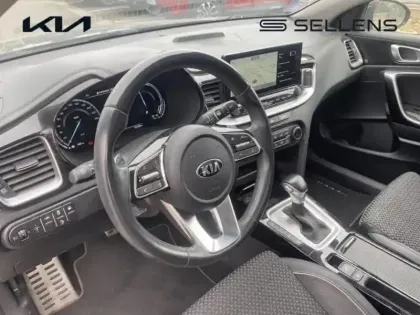 Photo 8 Kia Xceed  1.6 GDi 105ch + Plug-In 60.5ch Design DCT6